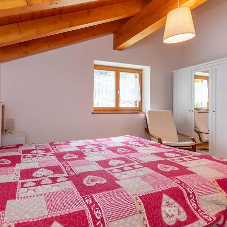 El Feral - Mansarda Apartment